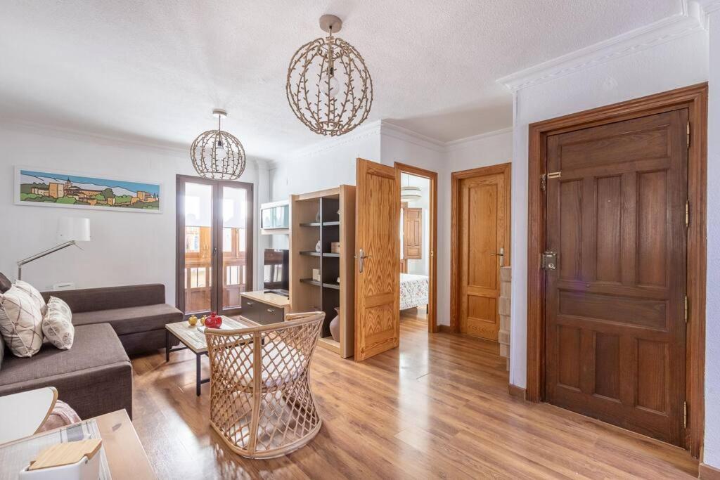 Apartamento Con Terraza A 4 Minutos De La Catedral غرناطة المظهر الخارجي الصورة