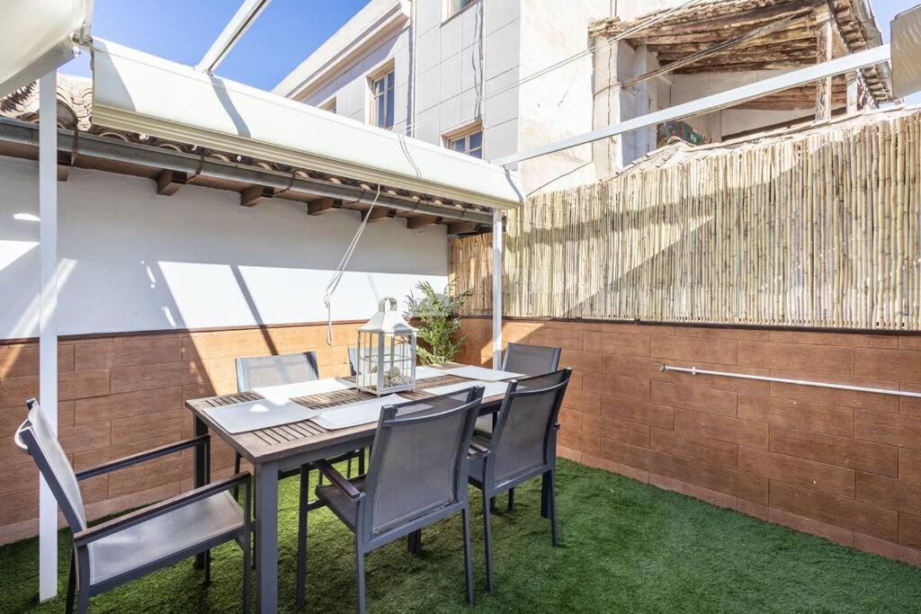 Apartamento Con Terraza A 4 Minutos De La Catedral غرناطة المظهر الخارجي الصورة