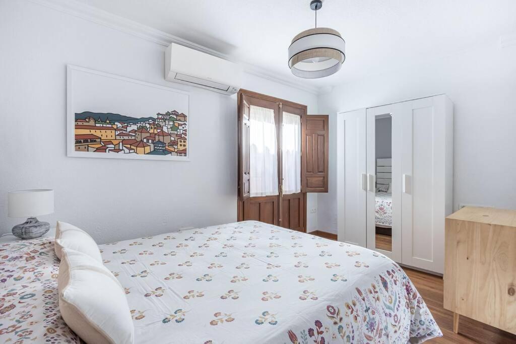Apartamento Con Terraza A 4 Minutos De La Catedral غرناطة المظهر الخارجي الصورة