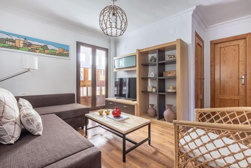Apartamento Con Terraza A 4 Minutos De La Catedral غرناطة المظهر الخارجي الصورة