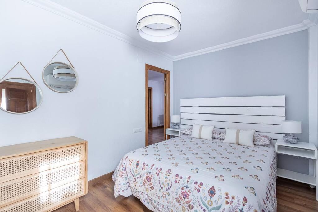 Apartamento Con Terraza A 4 Minutos De La Catedral غرناطة المظهر الخارجي الصورة